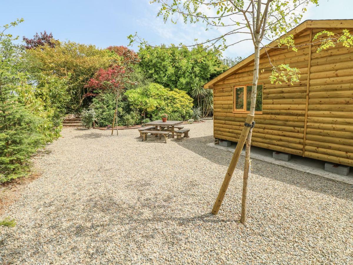 Willow Lodge Тенби Екстериор снимка